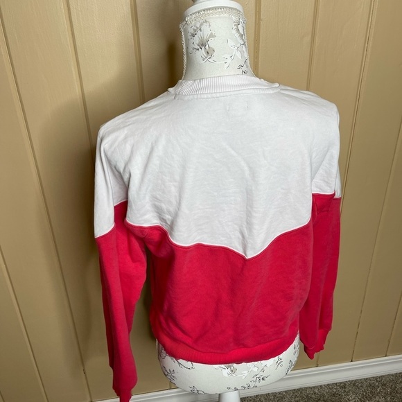 Guess Women’s Cropped Sweater Colorblock Crew Neck Size Small Coral White - Picture 2 of 3
